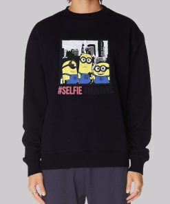 Vintage Graphic Selfie Minion Hoodie