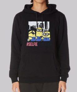 Vintage Graphic Selfie Minion Hoodie 3 Vintage Graphic Selfie Minion Hoodie 4